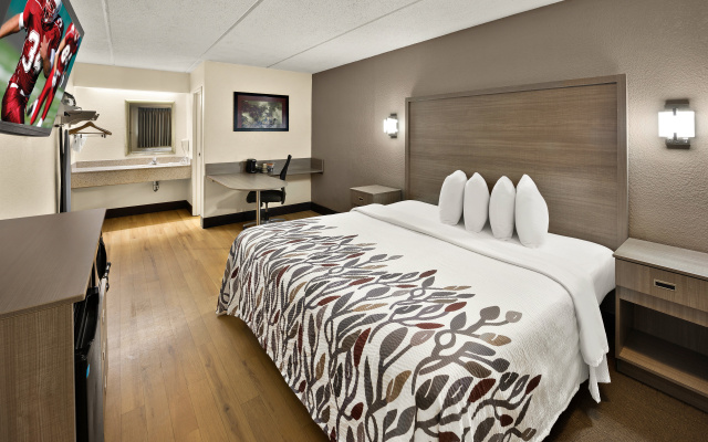 photo 4 of Red Roof Inn Chapel Hill - UNC
