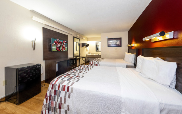 photo 5 of Red Roof Inn Chicago - Lansing