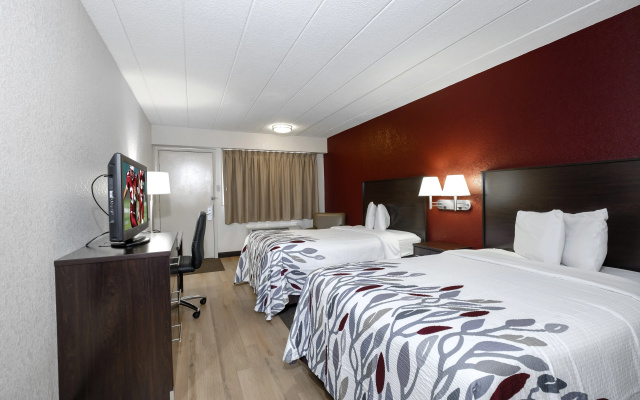 photo 5 of Red Roof Inn Chicago-O'Hare Airport/ Arlington Hts