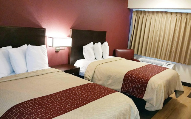 photo 5 of Red Roof Inn PLUS+ Chicago - Hoffman Estates