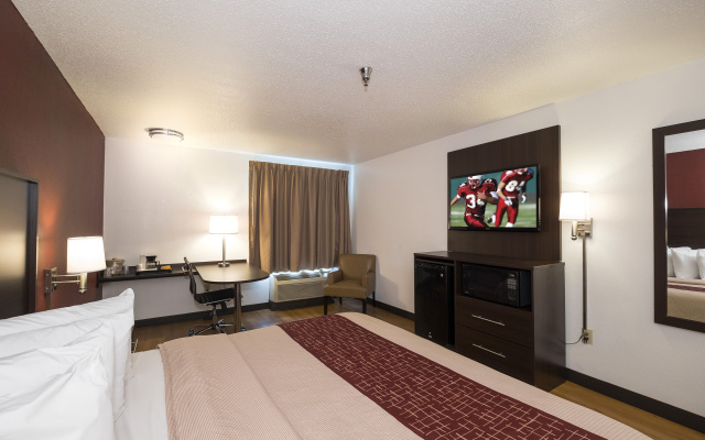 photo 3 of Red Roof Inn Columbus - Hebron