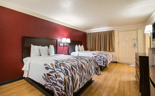 photo 3 of Red Roof Inn North Dallas - Park Central
