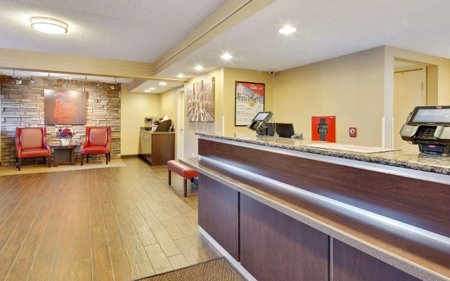 photo 2 of Red Roof Inn Detroit - Dearborn/Greenfield Village