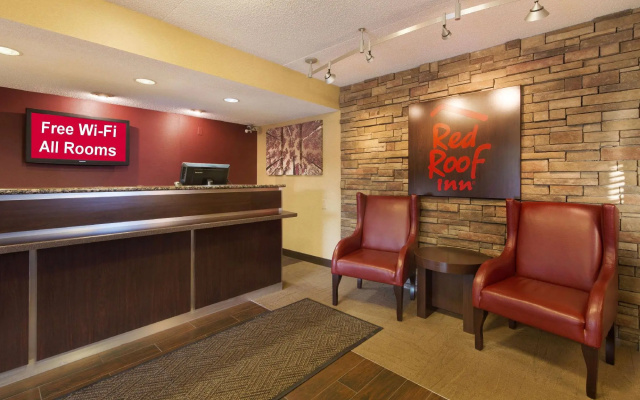 photo 2 of Red Roof Inn Detroit - Warren