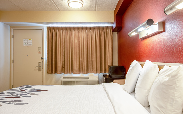 photo 5 of Red Roof Inn Florence - Civic Center
