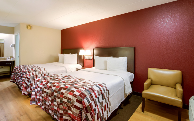 photo 5 of Red Roof Inn Grand Rapids Airport