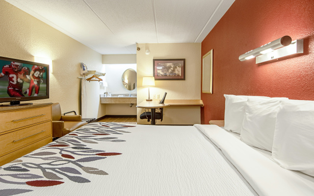 photo 4 of Red Roof Inn Jacksonville Airport