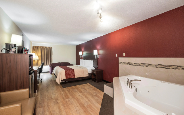 photo 3 of Red Roof Inn Lancaster