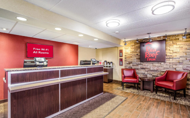 photo 2 of Red Roof Inn Lexington
