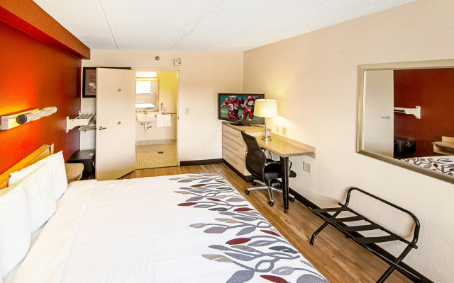 photo 5 of Red Roof Inn Milford - New Haven