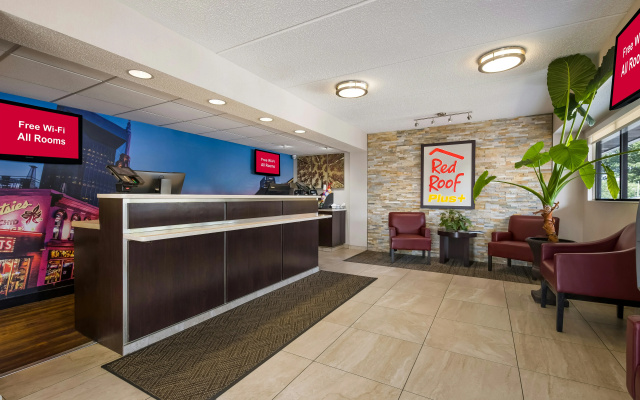 photo 2 of Red Roof Inn PLUS+ Nashville Airport