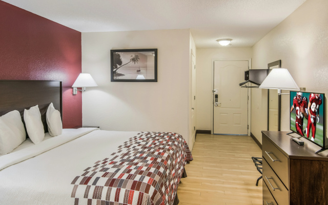 photo 5 of Red Roof Inn & Suites Pensacola East - Milton