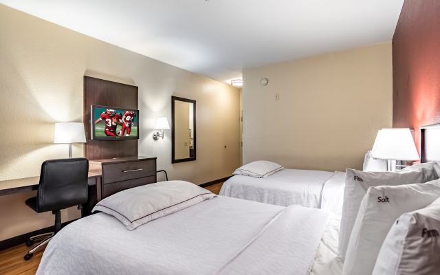 photo 3 of Red Roof Inn PLUS+ Tempe - Phoenix Airport