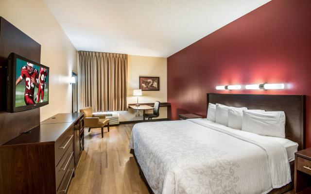 photo 5 of Red Roof Inn PLUS+ Phoenix West