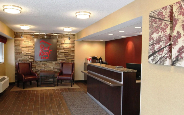 photo 2 of Red Roof Inn PLUS+ Pittsburgh South - Airport