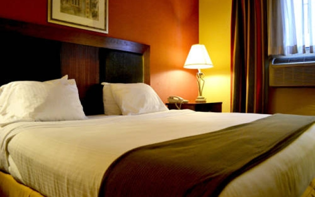 photo 2 of Best Western Long Island City