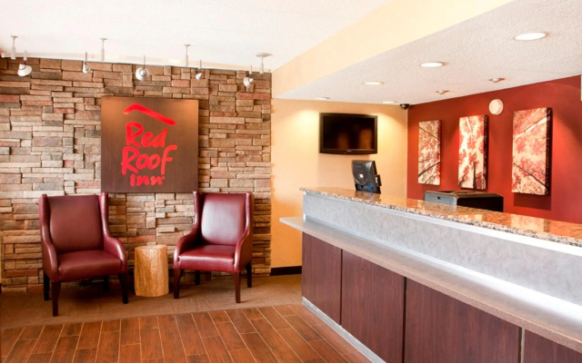 photo 2 of Red Roof Inn Rochester - Henrietta