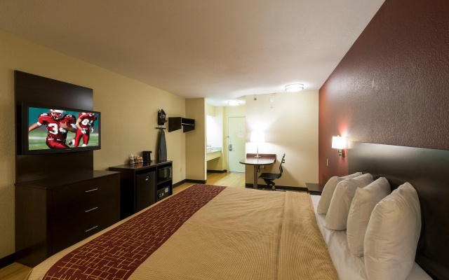 photo 4 of Red Roof Inn San Antonio - Seaworld/ Northwest