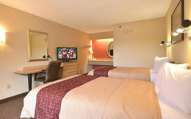 photo 2 of Red Roof Inn St Louis - St Charles