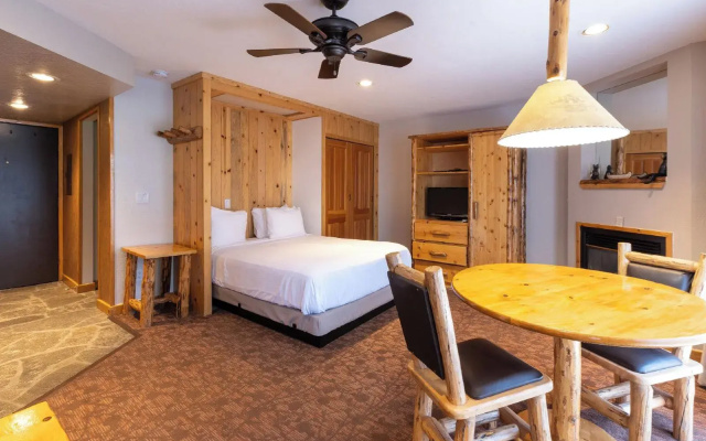 photo 2 of Red Wolf Lodge at Olympic Valley