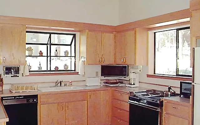photo 2 of Basque Northstar House - 3 Br Home