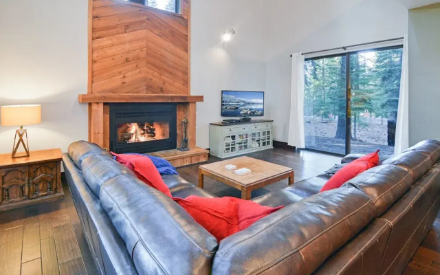 photo 3 of Spacious Beaver Pond Northstar Home by RedAwning