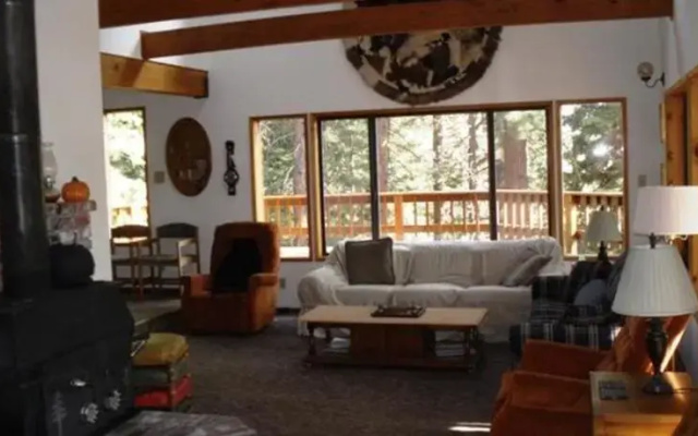 photo 3 of Homer by RedAwning