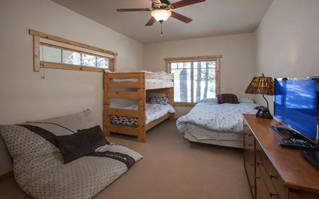 photo 2 of Ponderosa Meadows