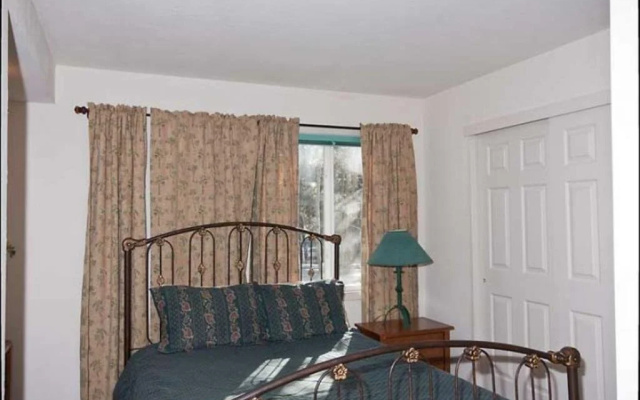 photo 2 of Spikes Place