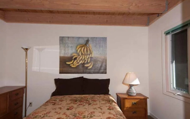 photo 3 of Spikes Place