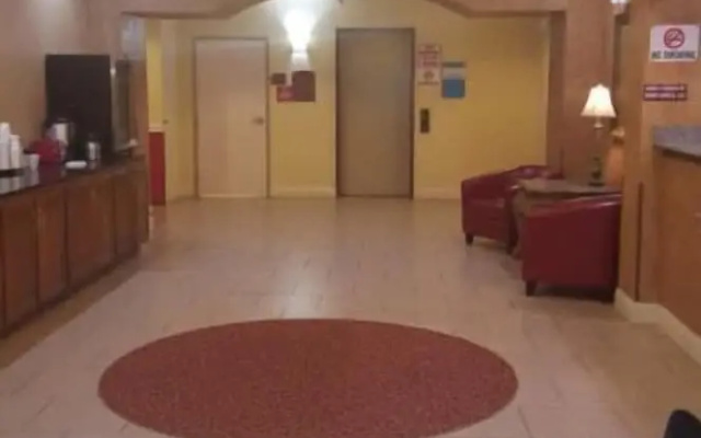 photo 2 of Reddy Hotel