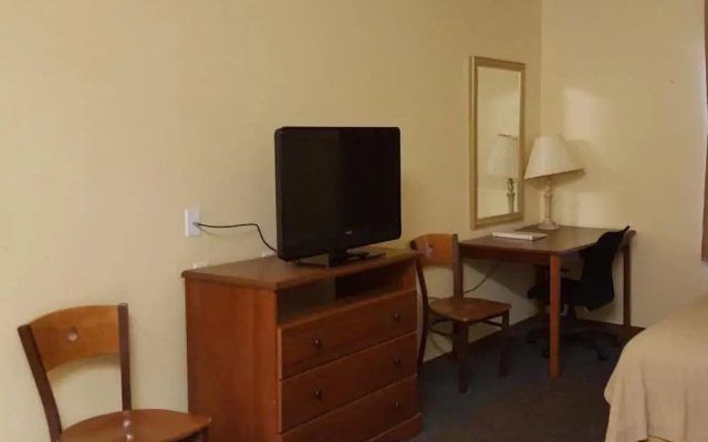 photo 3 of Reddy Hotel