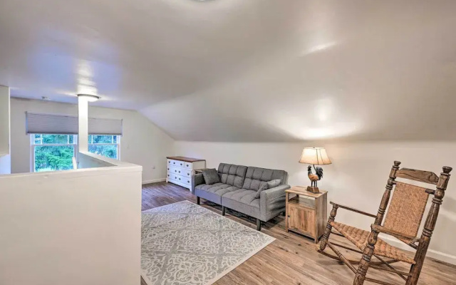 photo 3 of Redmond Farmhouse on 2 Acres w/ Deck & Grill!