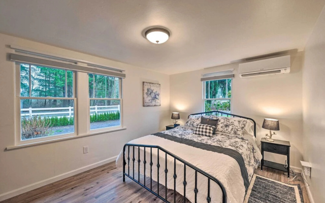 photo 5 of Redmond Farmhouse on 2 Acres w/ Deck & Grill!