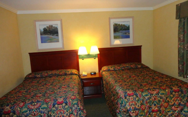 photo 5 of Redondo Inn and Suites