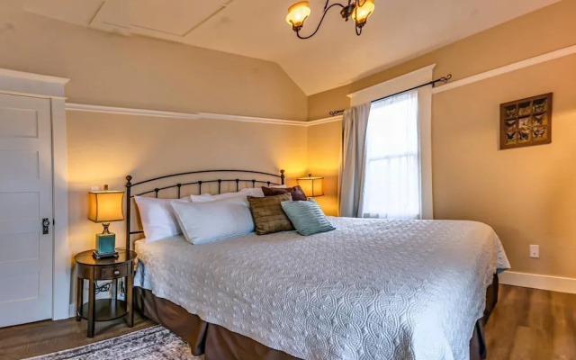 photo 4 of Redtail Suites~'red' Mccall Suite~tesla Station