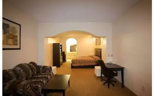 photo 2 of Redwood Suites