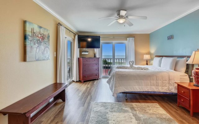 photo 2 of Reef Club 209 - With Tennis, Pool
