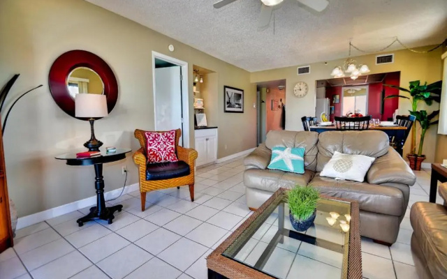 photo 2 of Reef Club 301