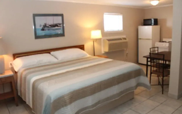 photo 4 of Reel 'em Inn Rockport