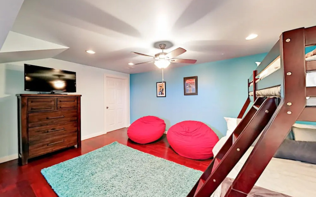 photo 2 of Reem Creek Retreat - 4 Br Home