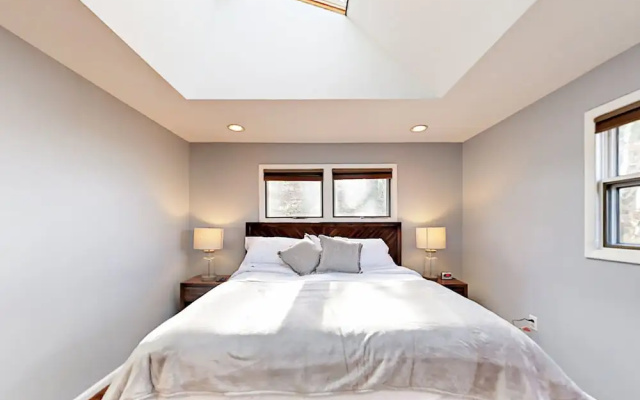photo 5 of Reem Creek Retreat - 4 Br Home