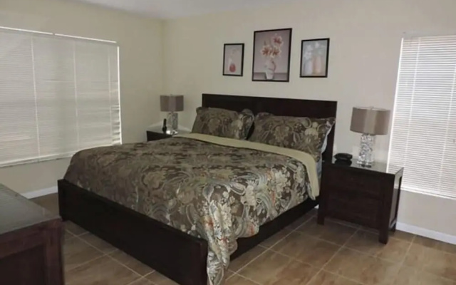 photo 2 of Ref 06 Modern 4 Bed Villa With own Pool Gated Resort