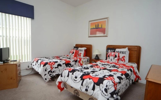 photo 5 of Ref 36 5 Bed Villa With own Pool Near Disney