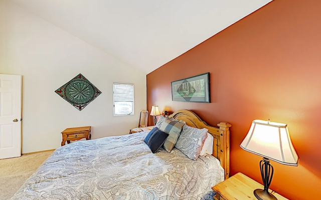 photo 4 of Refined 3BR Golf Resort Condo 3 Bedrooms 2 Bathrooms Condo