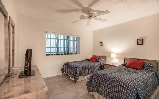 photo 4 of Reflections on the Gulf 504 - Two Bedroom Condo