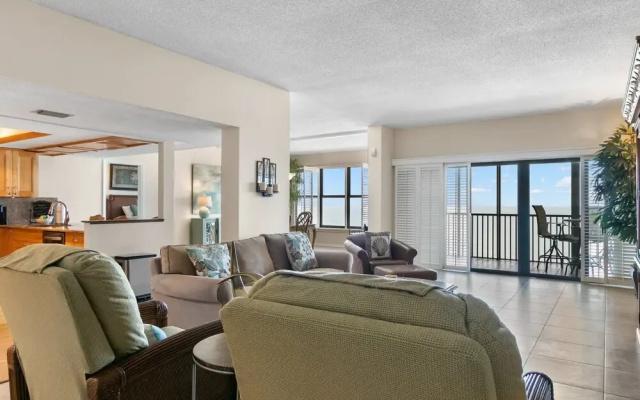 photo 3 of Reflections on the Gulf by Distinctive Beach Rentals