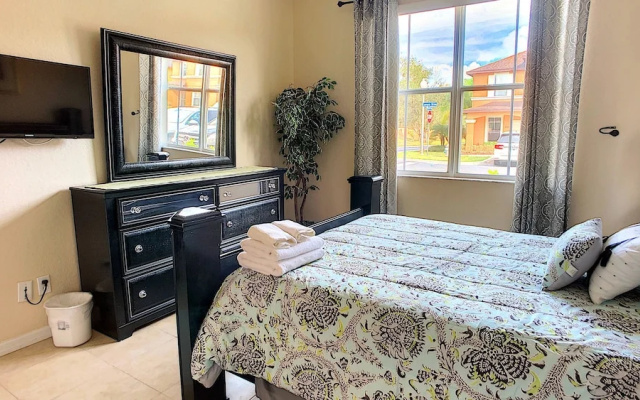 photo 4 of Regal Oaks 2720