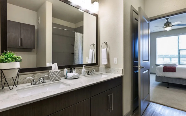 photo 2 of Regal Stays Apartments Uptown Dallas