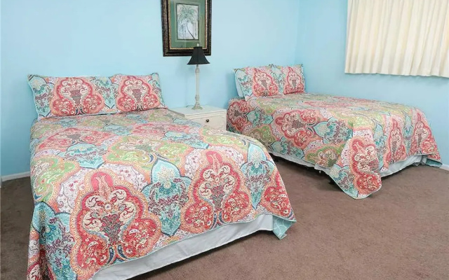 photo 2 of Regency 710 - Two Bedroom Condo